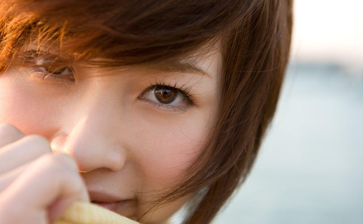 15P Saki Okuda asian natural tits posing outside