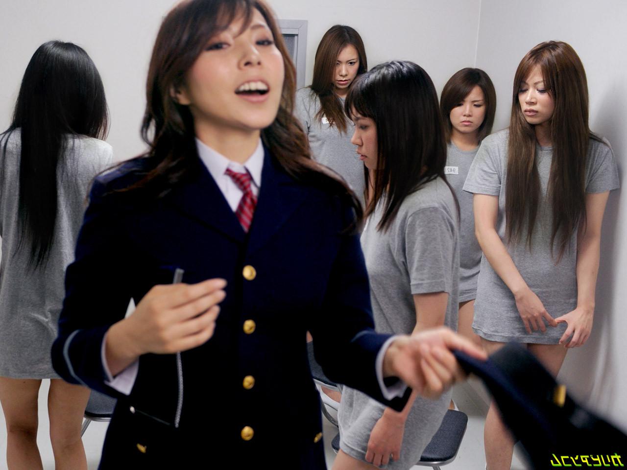 12P Japanese Teens Slurp Cocks
