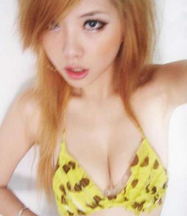 15P Little asian teen gfs posing for the camera