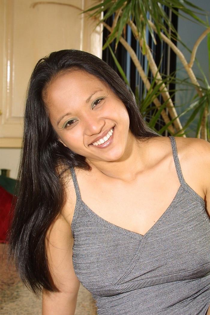16P Sexy asian girl with big tits spreading shaved pussy in the kitchen
