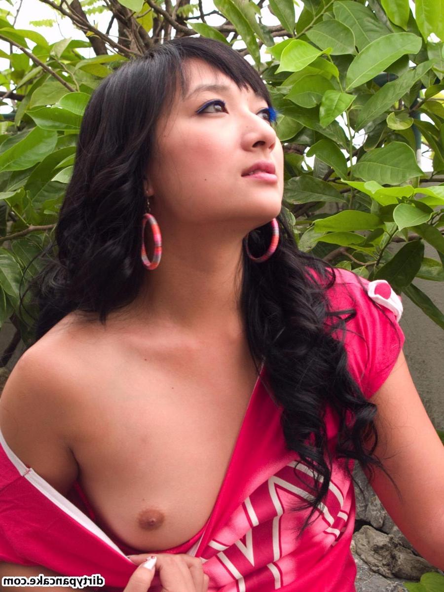 16P Asian teen girl toying