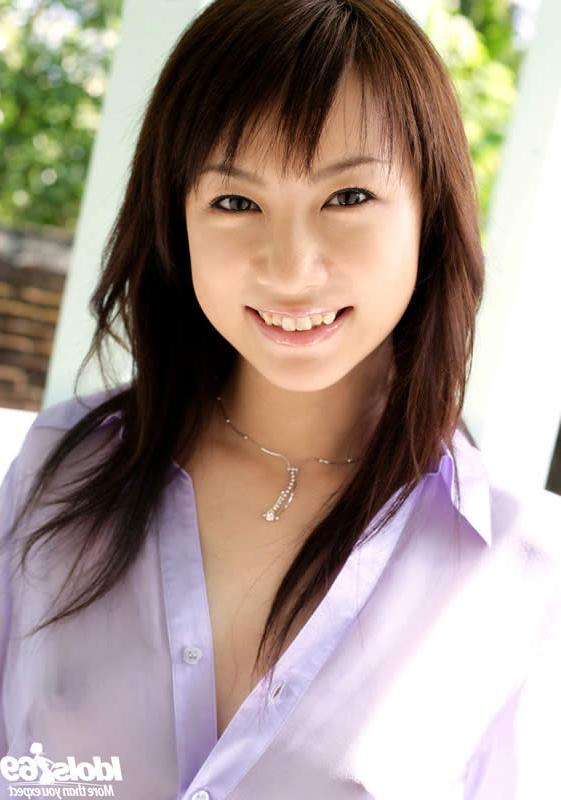 15P Gorgeous japanese girl with a tight body