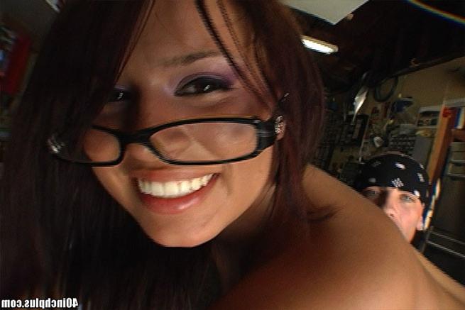 16P Super sexy asain hottie with a killer ass gets banged on the back of a bike