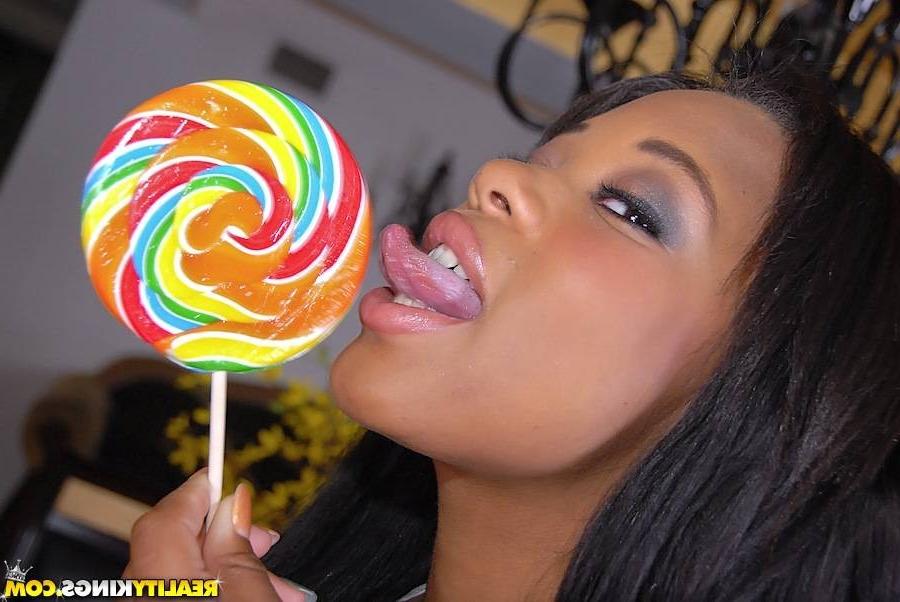 15P Naughty black chick getting fucked by big fat cock