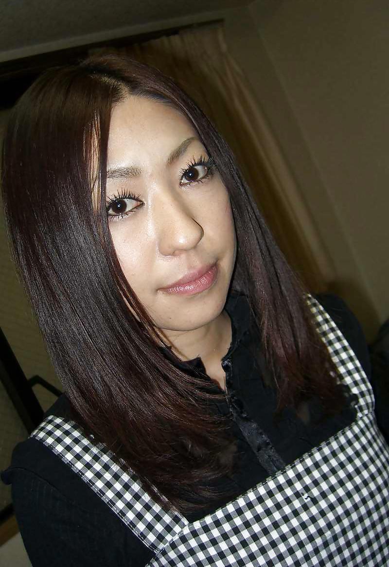 25P ASIAN GIRLFRIEND FACIALIZED