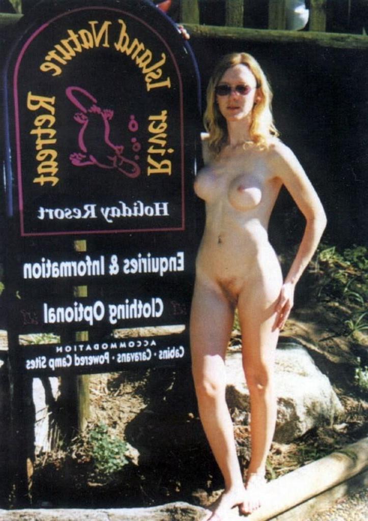10P Vintage beach nudist flashing pussies in public