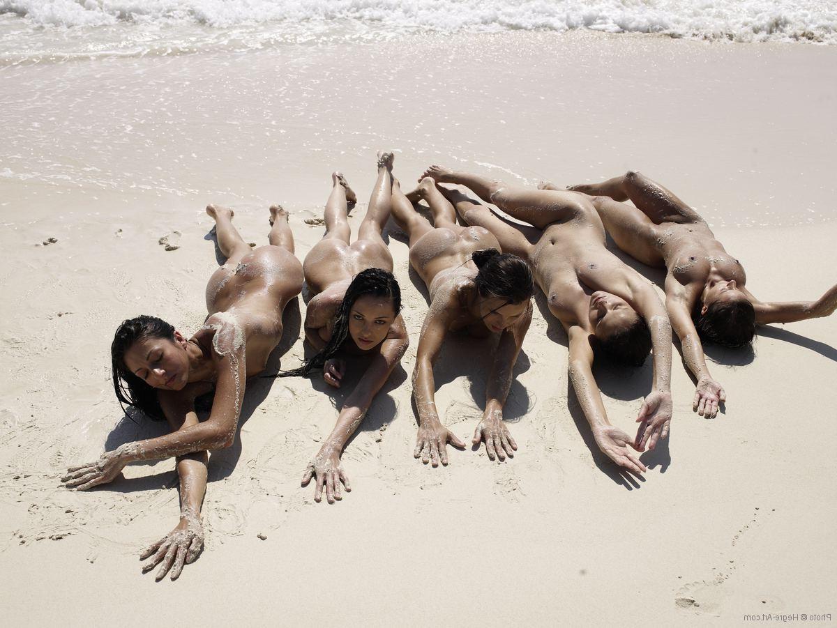 16P Sexy lesbians teens erotica