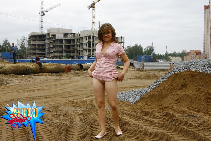 16P Amateur teen girl flashing her fresh body and sweet pussy in public