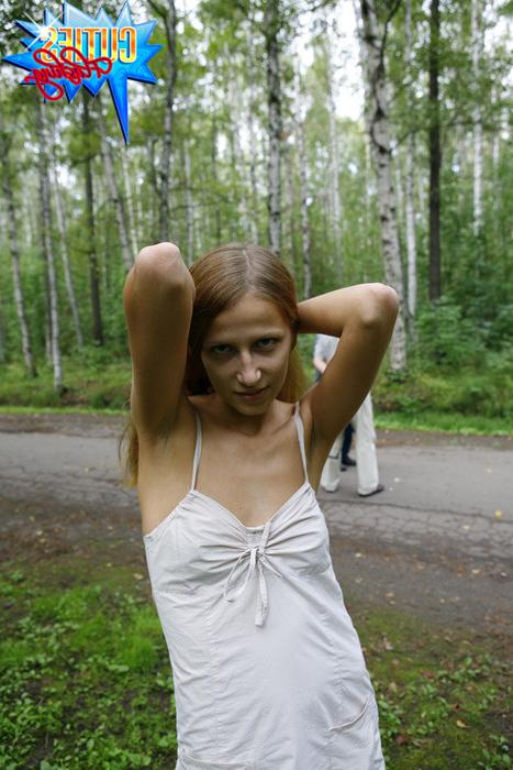 16P Amateur teen girl flashing her fresh body and sweet pussy in public