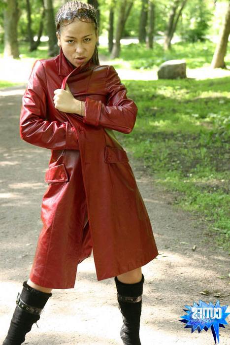 16P Ebony teen throws her leather coat open in public