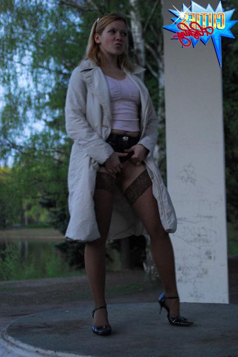16P Amateur teen girl flashing her fresh body and sweet pussy in public