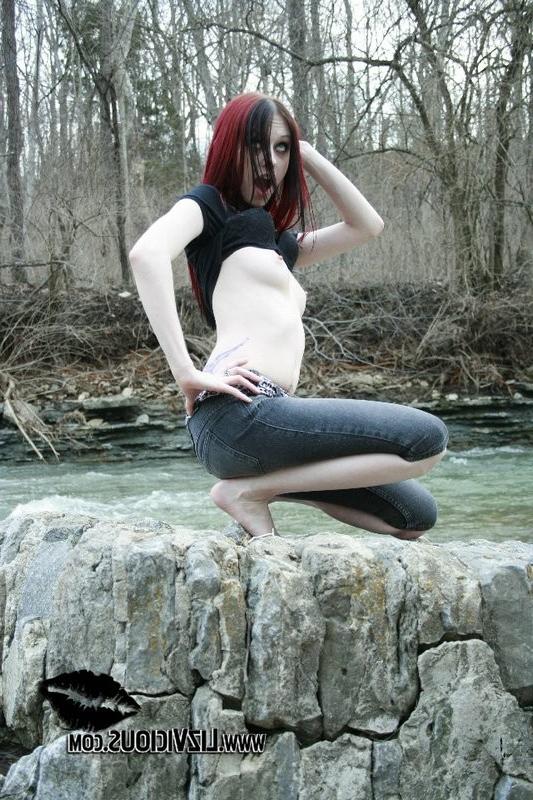 15P Gothic liz shows her tiny titties