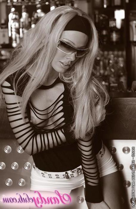 20P Sexy blonde Sandy is fingering in retro style