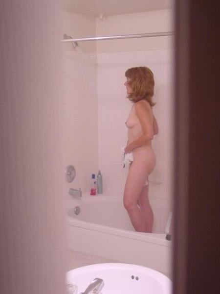 16P Sneaky hidden cam shower shots