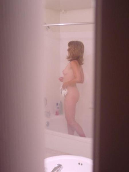 16P Sneaky hidden cam shower shots