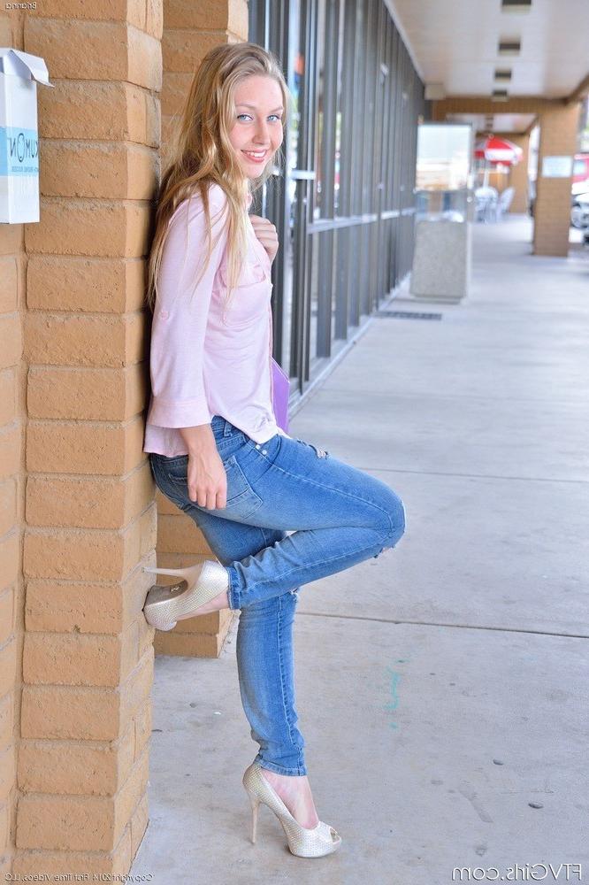 16P Hot Blonde Brianna Timid in Public