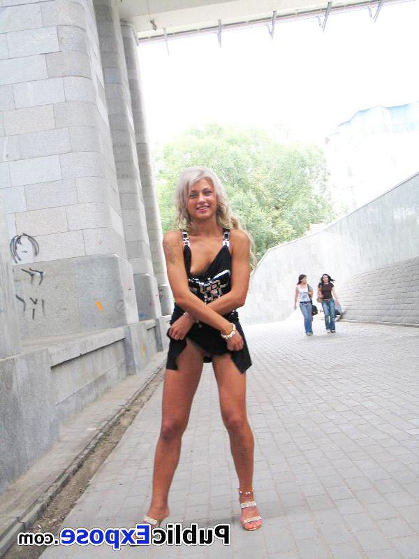 15P Rulebreaker gets fully nude in public