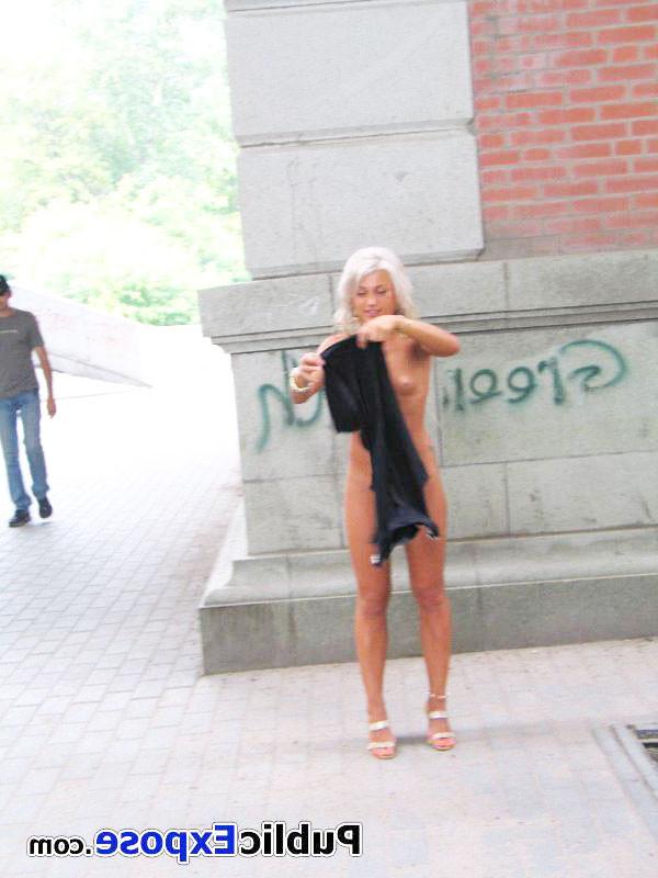 15P Rulebreaker gets fully nude in public