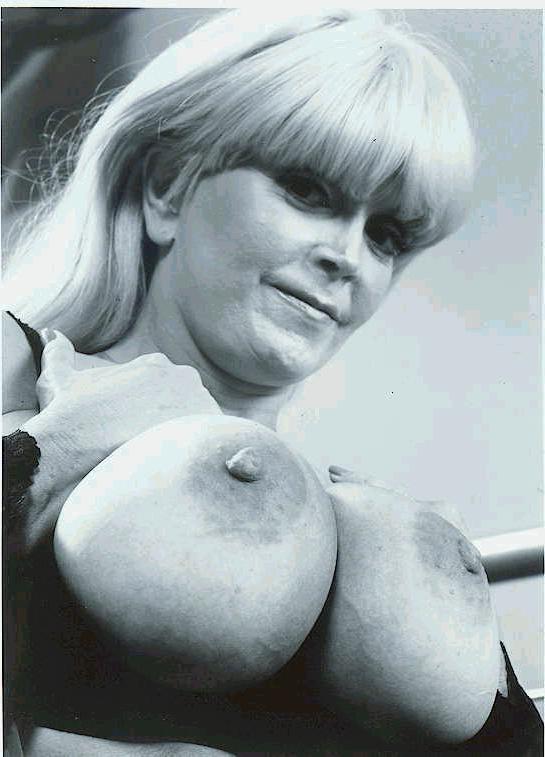 12P Vintage pornstar Candy Samples fucking in retro hardcore action