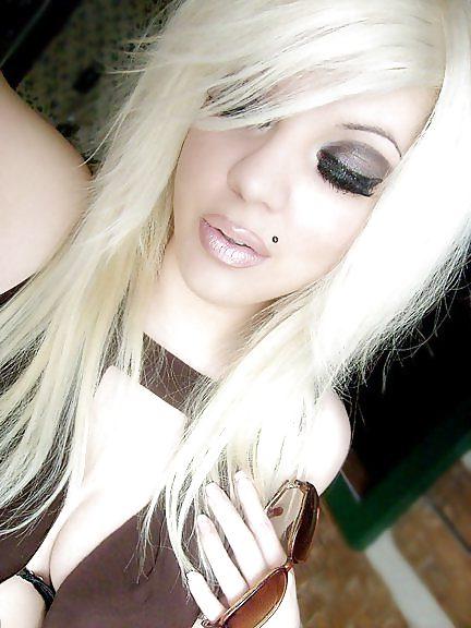 21P Please CUM pics and post it 2