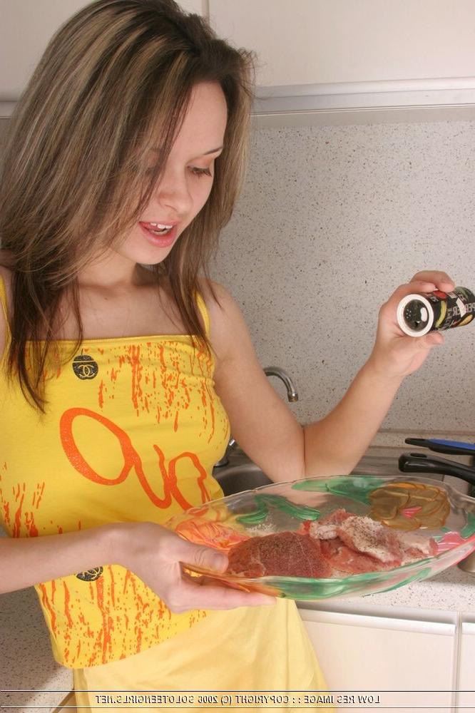 15P Teeny uses kitchen tool as a dildo