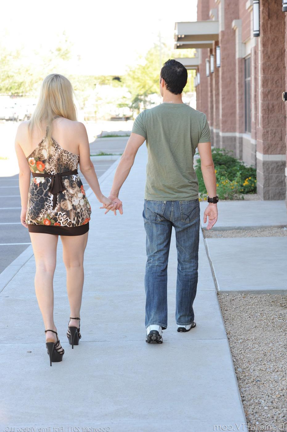 15P Danielle naked in public