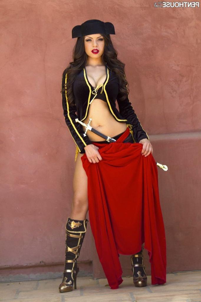 16P Yurizan Beltran the busty matador getting naked