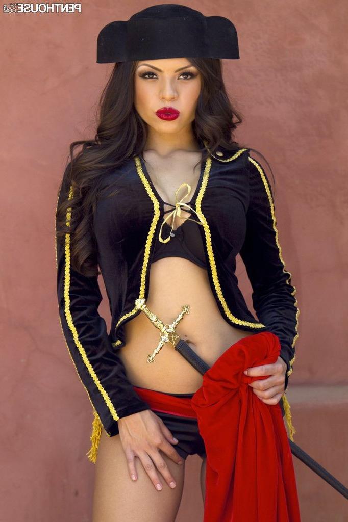 16P Yurizan Beltran the busty matador getting naked