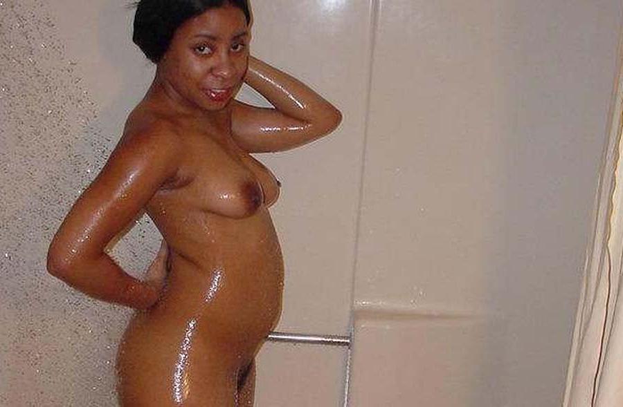 12P Hot ebony darling taking a shower