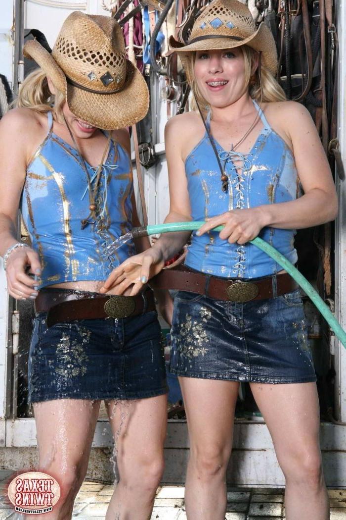16P Naughty texas twins gets naked and having fun with water