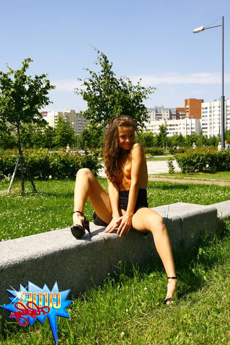 16P Shameless girl showing off her body in public park