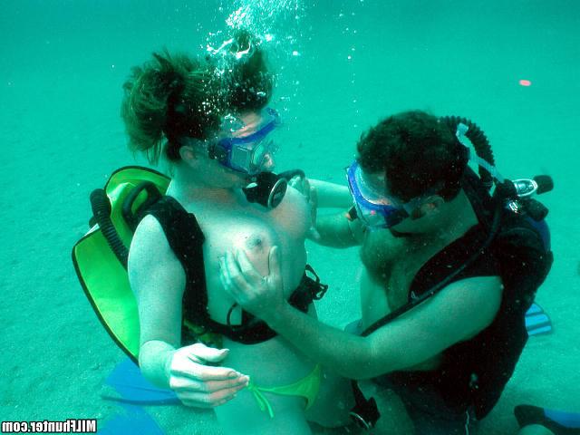 15P Busty MILF GF gets fucked and facialed underwater