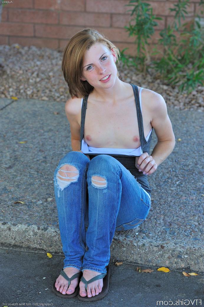 15P Cute tiny tits teeny flashing her pussy in public