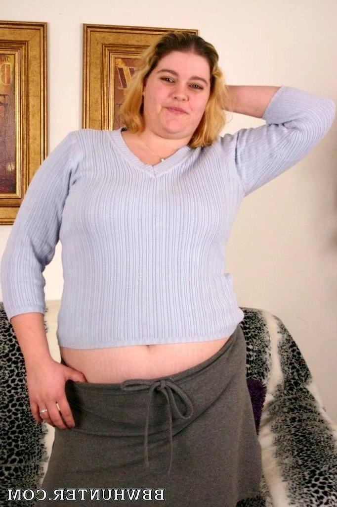 16P Bigtits fatty giving blowjob and fucking a massive black cock
