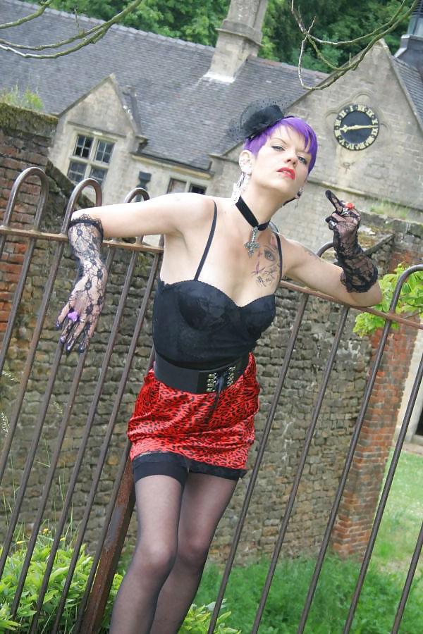 20P British Emo Mistress of Kink