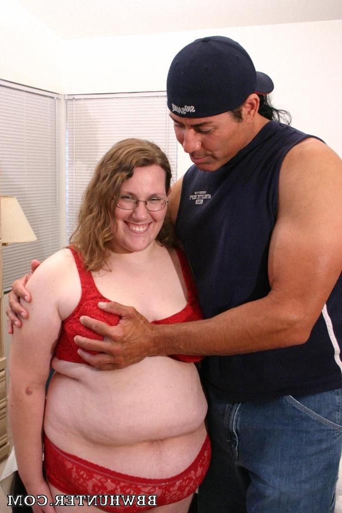 12P Nerdy BBW Lorelie shows off her passion for sizing up dick with her mouth and fa