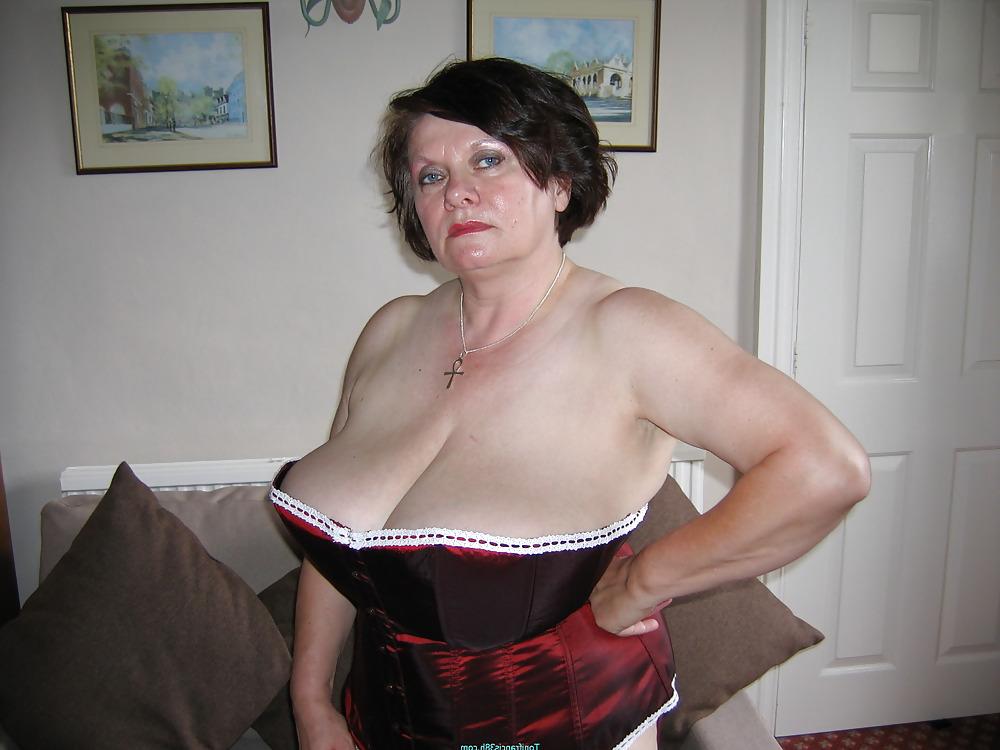 21P Toni F in a red basque
