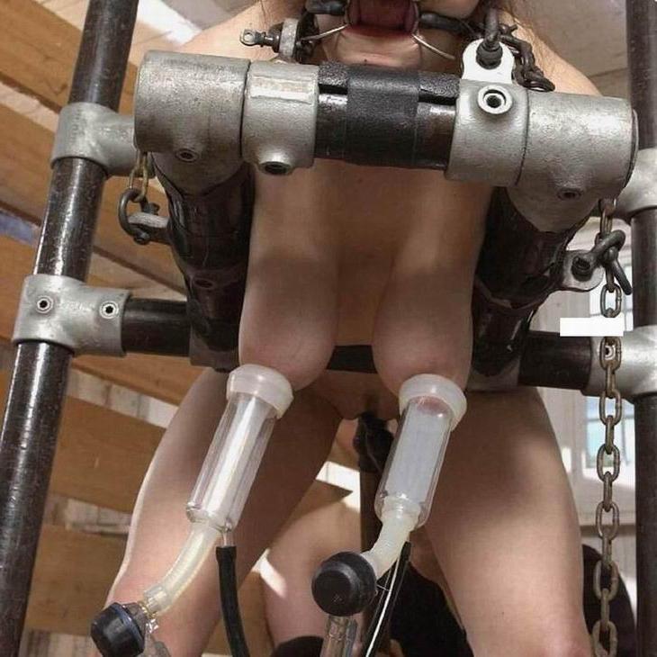 20P lactating babe bondaget and gets milking