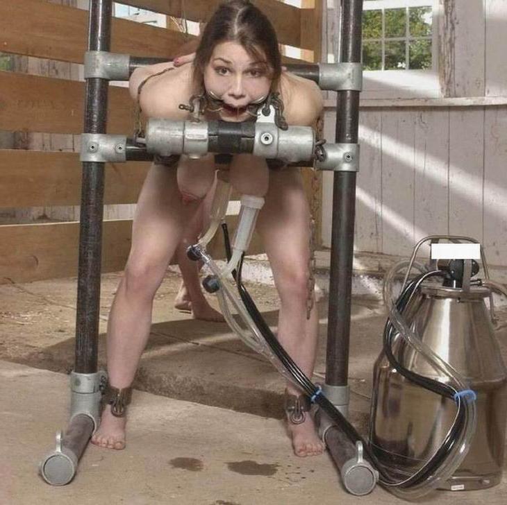 20P lactating babe bondaget and gets milking