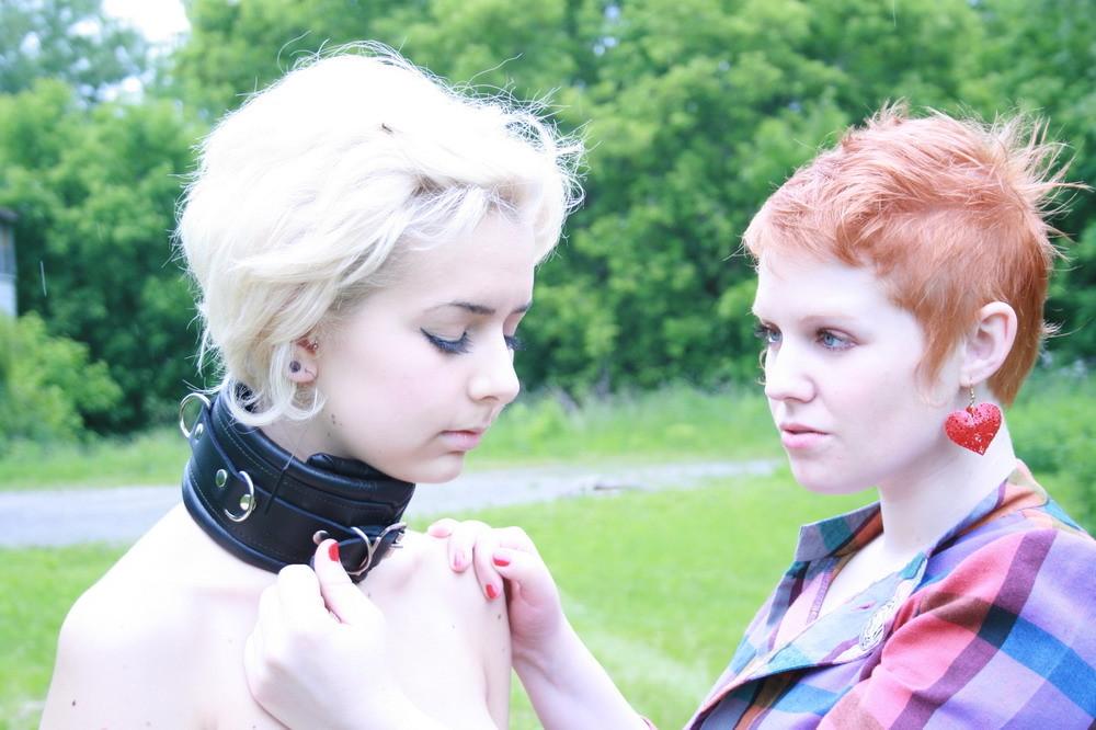 16P Mistress Redd takes he slavegirl scarlett out to the country for some humiliatin