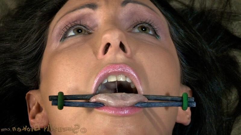 16P This is Wenon's first time getting tied up  sucking real cock on camera. She is 