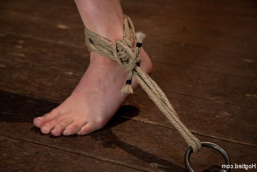 15P Tiny Emma suffers the hardest hour on the internet. The Hogtied live show, no br