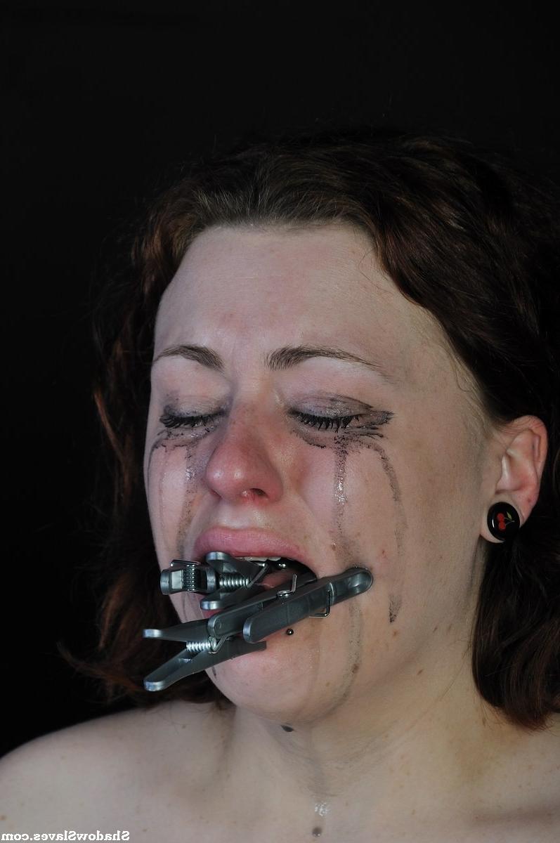 16P Breast whipping and tit torture to tears of uk fetish slavegirl Isabel Dean