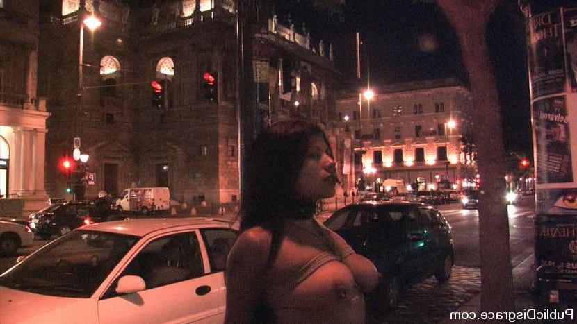 15P Dark haired chick bondaged and having sex on the street