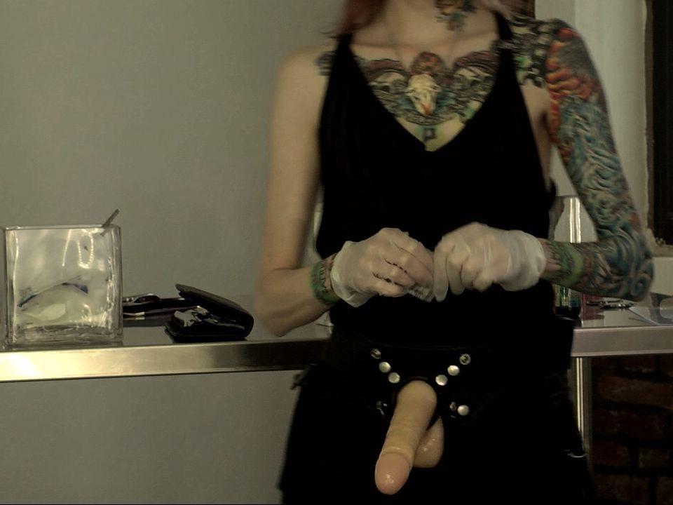 15P Frankenstein Cock : Cock torture and Strapon 