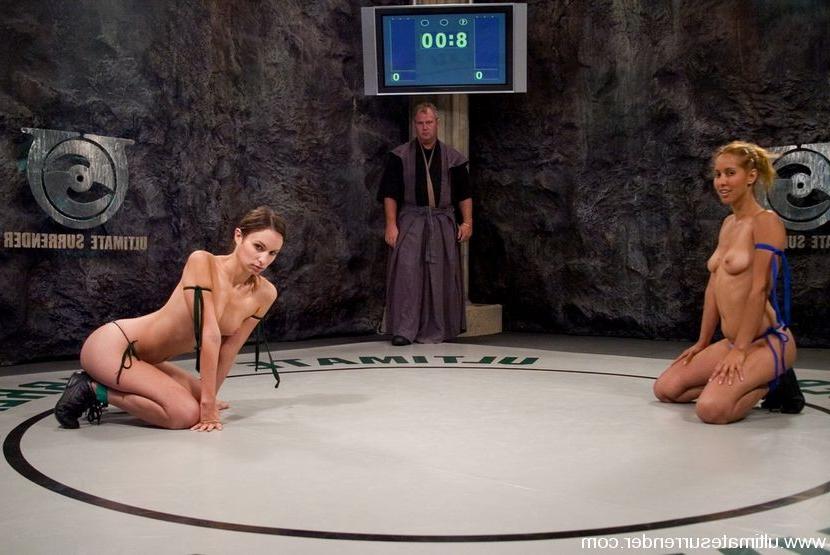 15P Isis Love destroys Amber Rayne, in nude wrestling
