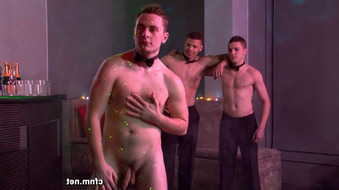12P Gary has no experience of lap dancing and a very low self-esteem