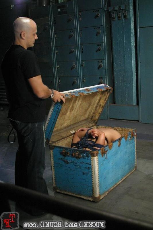 15P Slave girl Bridgett B gets bound and harsh fucked by Ben English