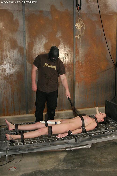 15P Hailey Young clamped, whipped and cumming