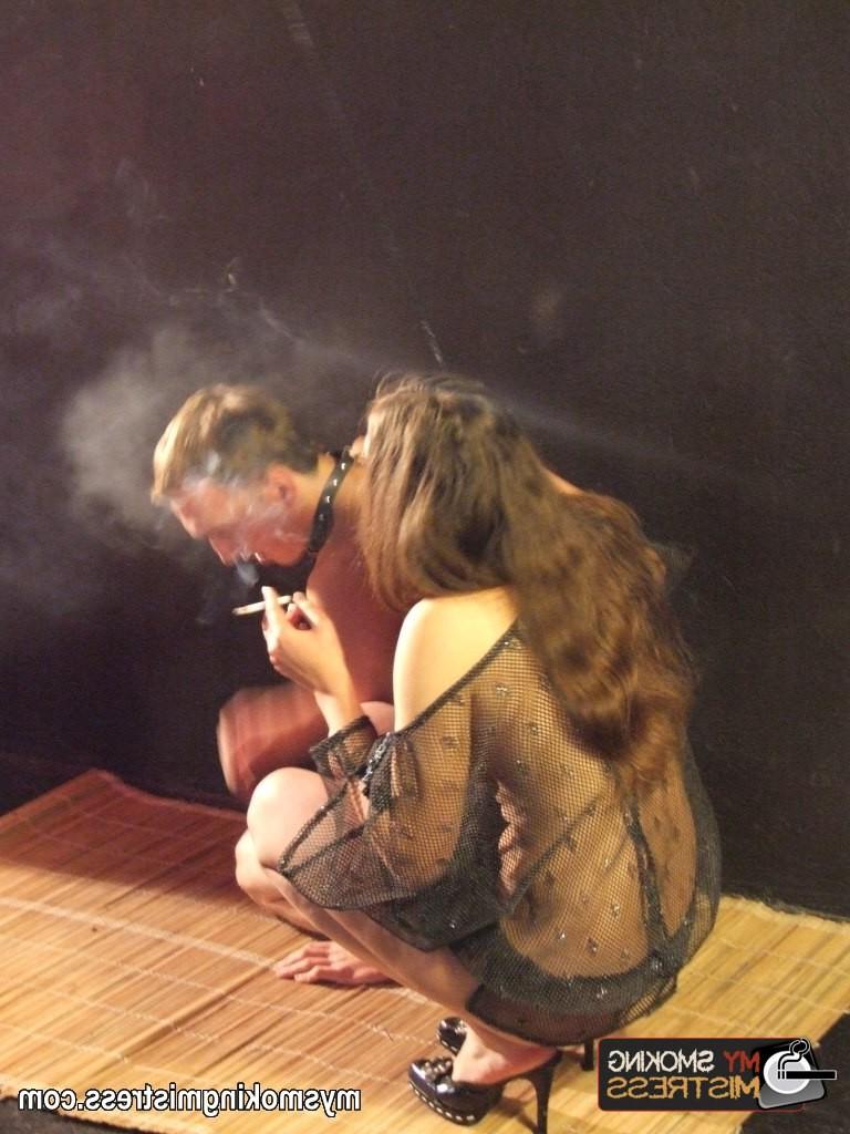 8P Beautiful naked mistress pleasingly exhales smoke in her slaves face